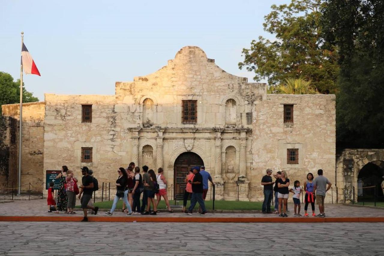 Stylish 4 Br2Ba Renovated Home Near Downtown San Antonio Exteriér fotografie