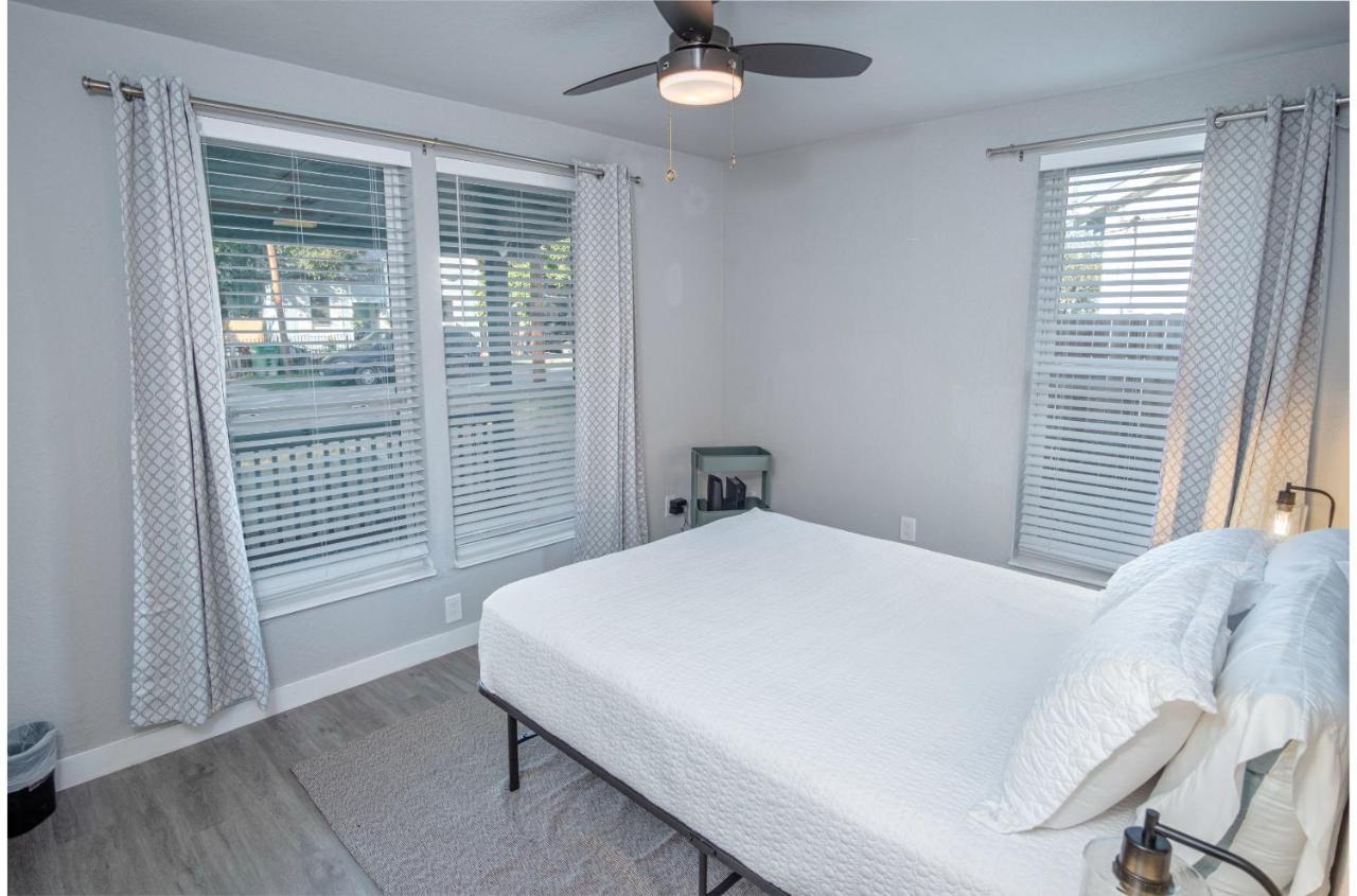 Stylish 4 Br2Ba Renovated Home Near Downtown San Antonio Exteriér fotografie