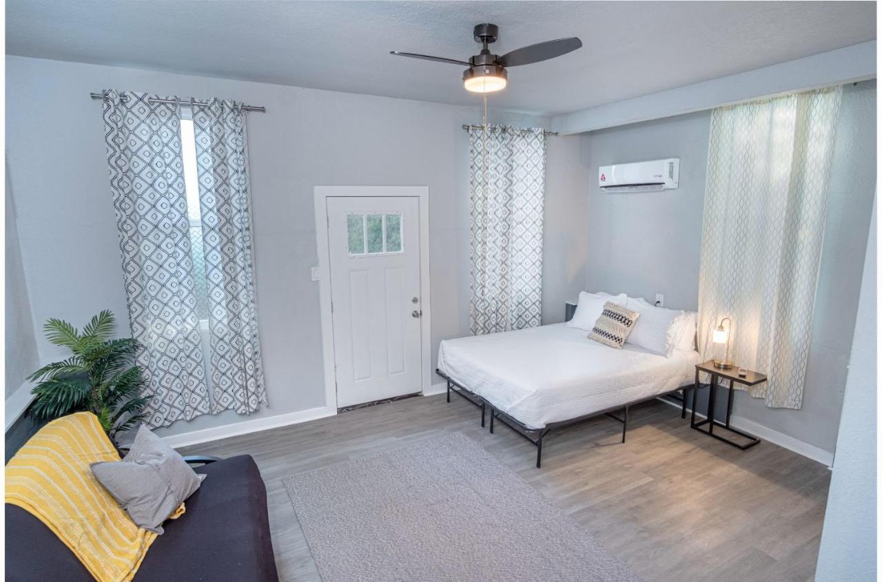 Stylish 4 Br2Ba Renovated Home Near Downtown San Antonio Exteriér fotografie